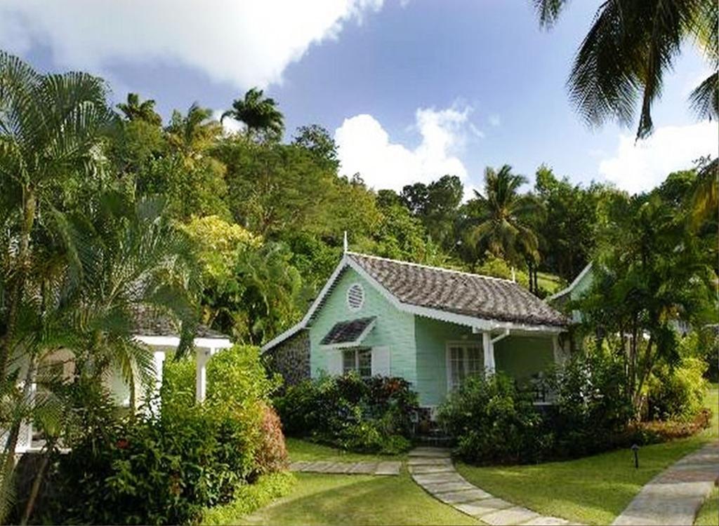 Hotel East Winds St. Lucia à Gros Islet Extérieur photo