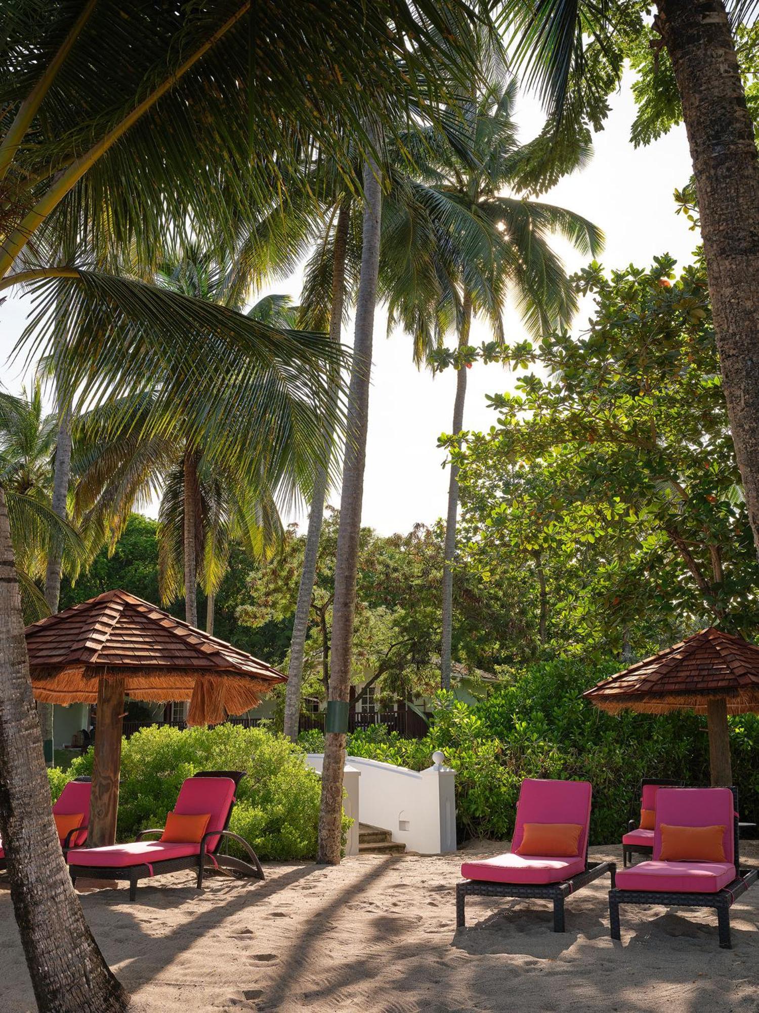 Hotel East Winds St. Lucia à Gros Islet Extérieur photo