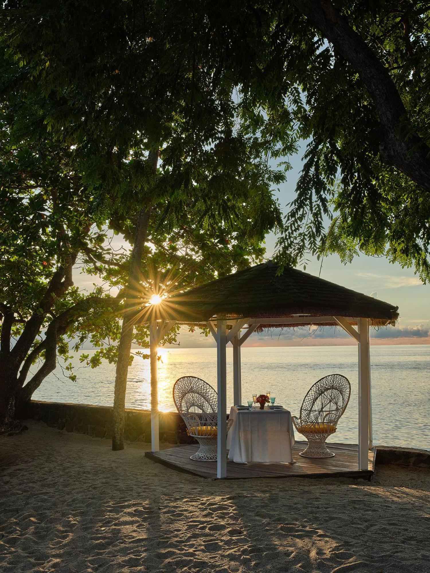 Hotel East Winds St. Lucia à Gros Islet Extérieur photo