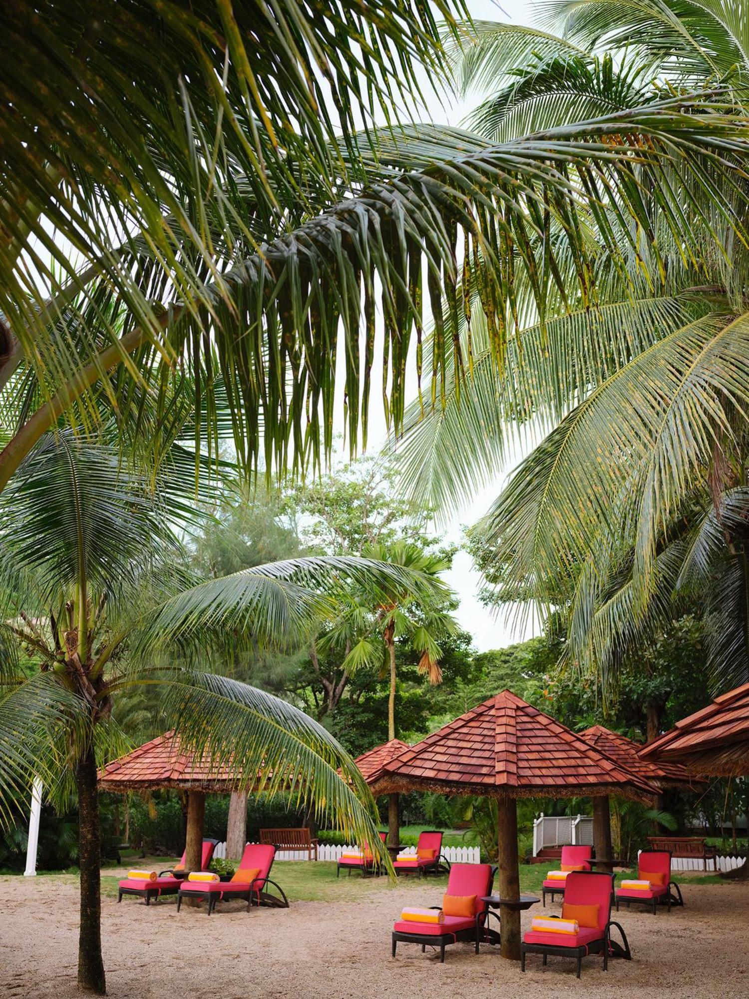 Hotel East Winds St. Lucia à Gros Islet Extérieur photo
